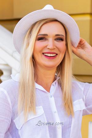 203817 - Alena Age: 51 - Ukraine