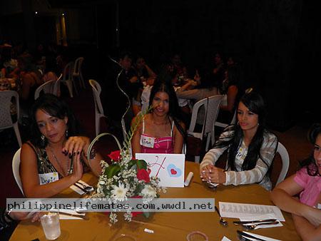 latino-girls-039