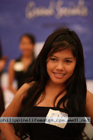 women-of-philippines-087