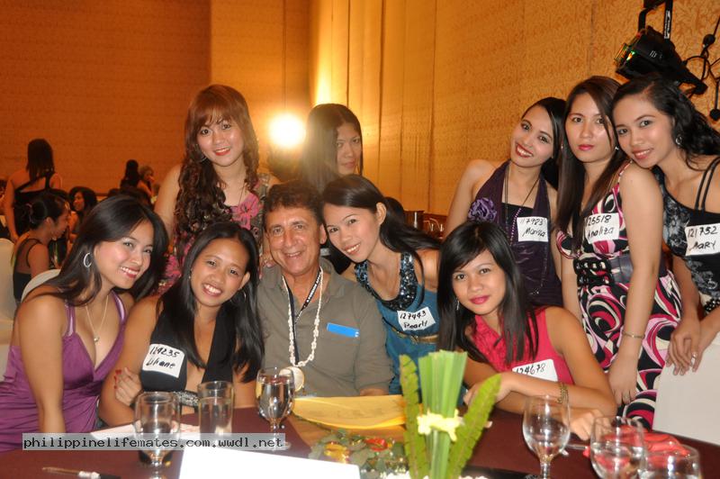 philippine-women-37
