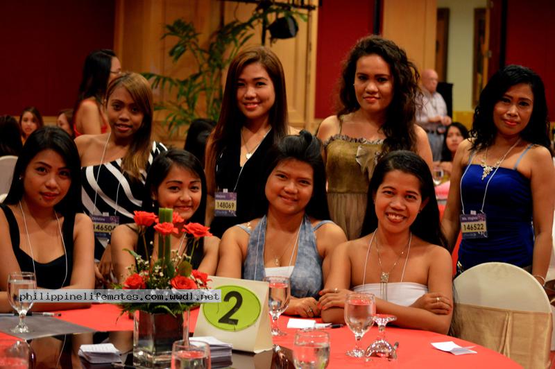 philippine-women-11