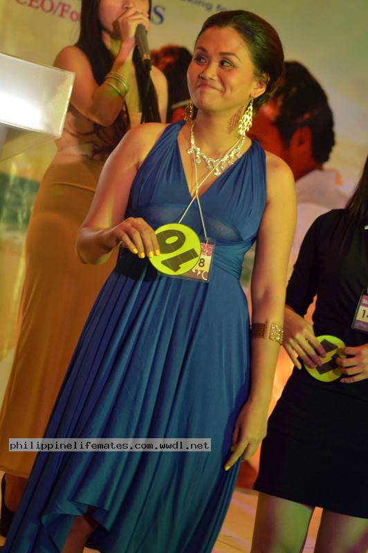 philippine-women-9